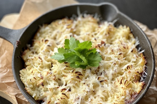 Охотничий пирог с мясом оленя